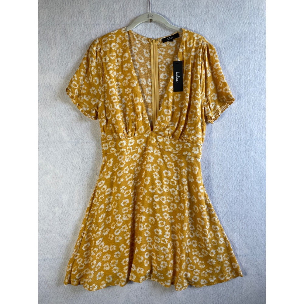 Lulus Mustard Yellow Floral Mini Dress Deep V-Neck Short Sleeve Size L NEW